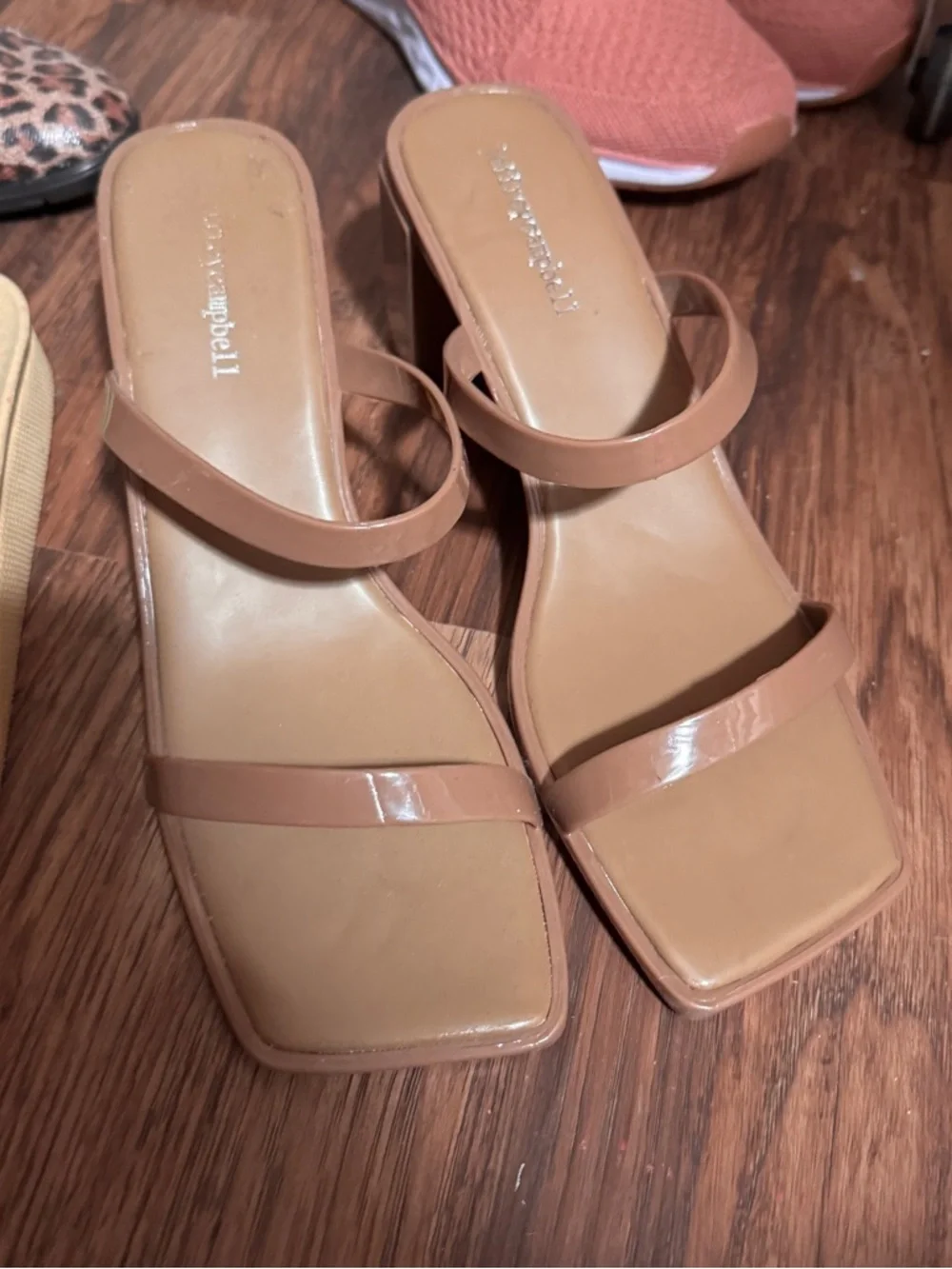 Jeffrey Campbell Jamm-3 Tan Heeled Jelly Sandals Size 10 NWT